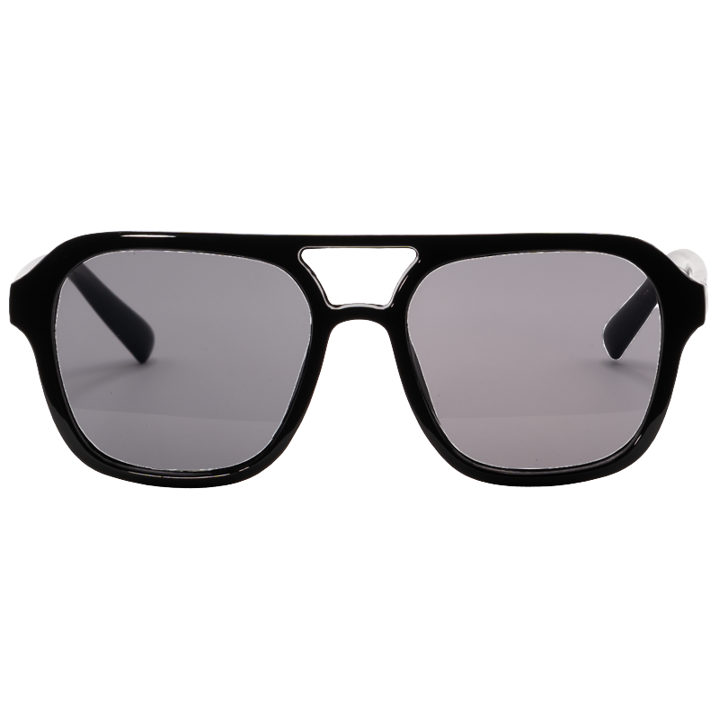 Charles-8068-frontale